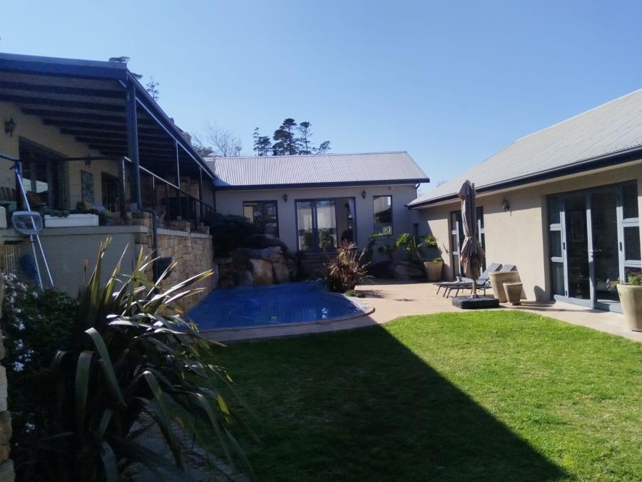 To Let 4 Bedroom Property for Rent in Kenrock Country Estate Western Cape